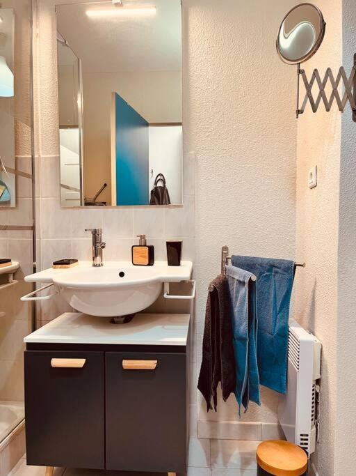 Appartement Le Jean-Jaures / Joli Studio à Nîmes Extérieur photo